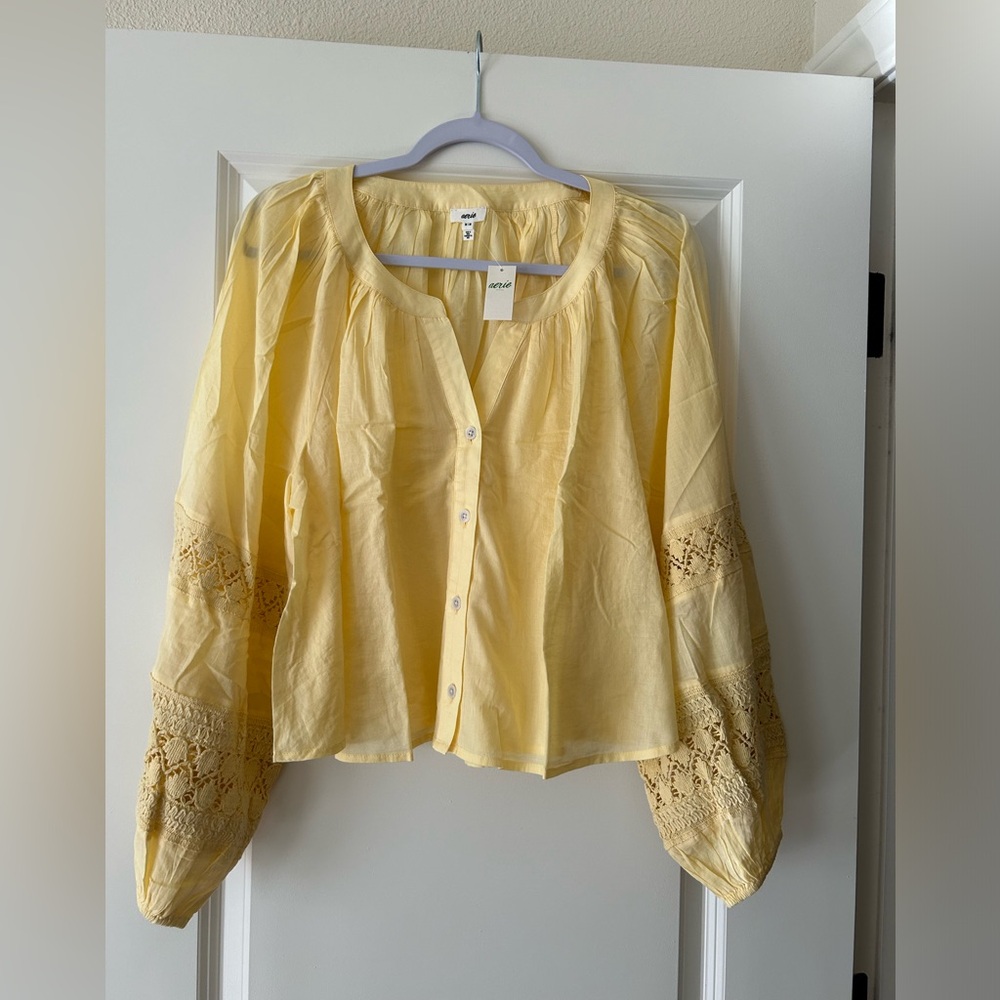 Aerie 100% Cotton Butter Yellow Crochet Button Down Shirt  Size M - Picture 3 of 4